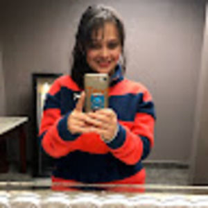 Meet your Posher, Violeta